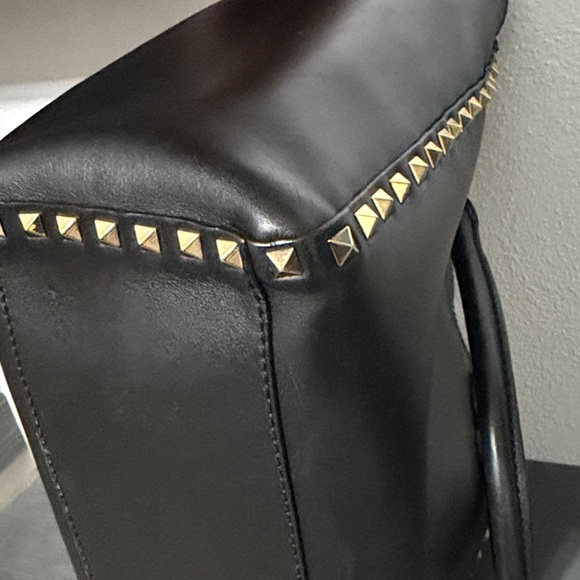 Valentino Garavani Rock Stud 2 Way Bag - Picture 13 of 16